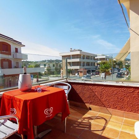 Casa Vacanze Gigli Numana Buitenkant foto