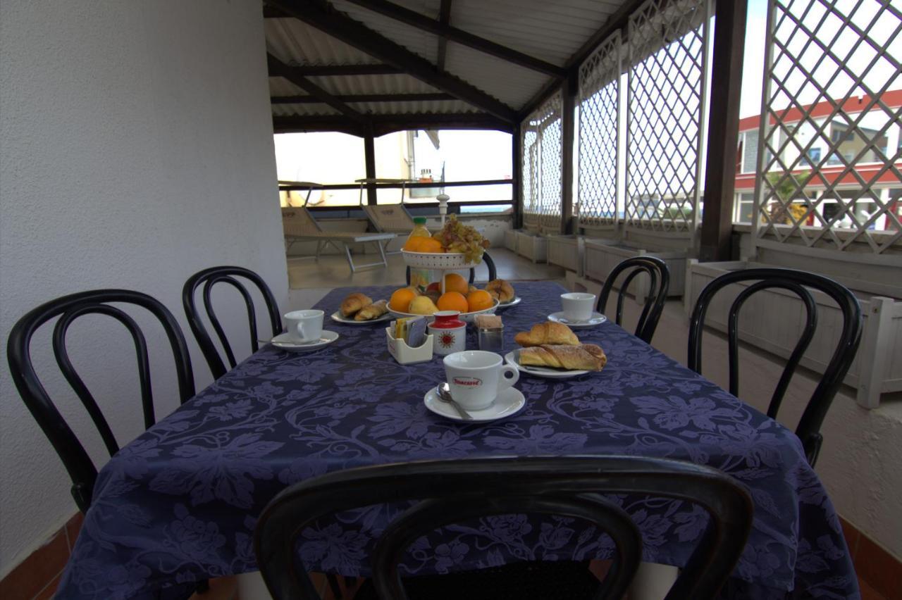 Casa Vacanze Gigli Numana Buitenkant foto