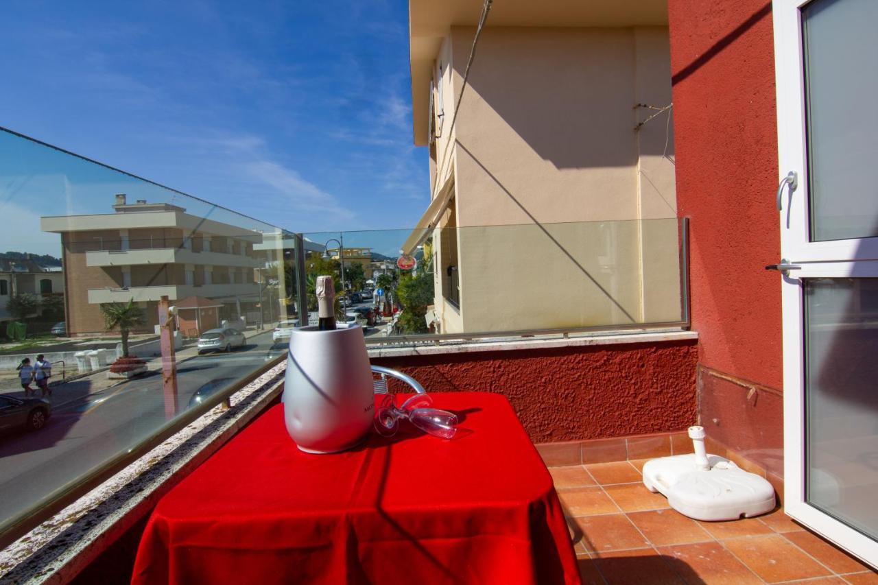 Casa Vacanze Gigli Numana Buitenkant foto